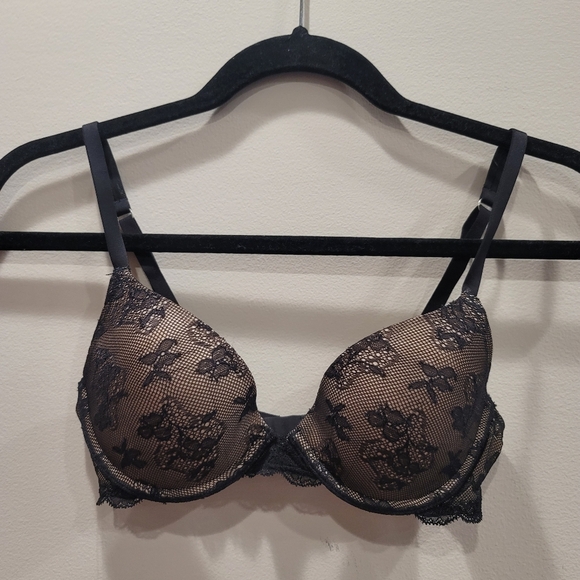 Victoria's Secret Demi Uplift Biofit Bra - 32C US - Picture 1 of 5